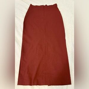 Vintage Via 101 Elegant Burgundy Stretch Pencil Skirt with Sleek Silhouette